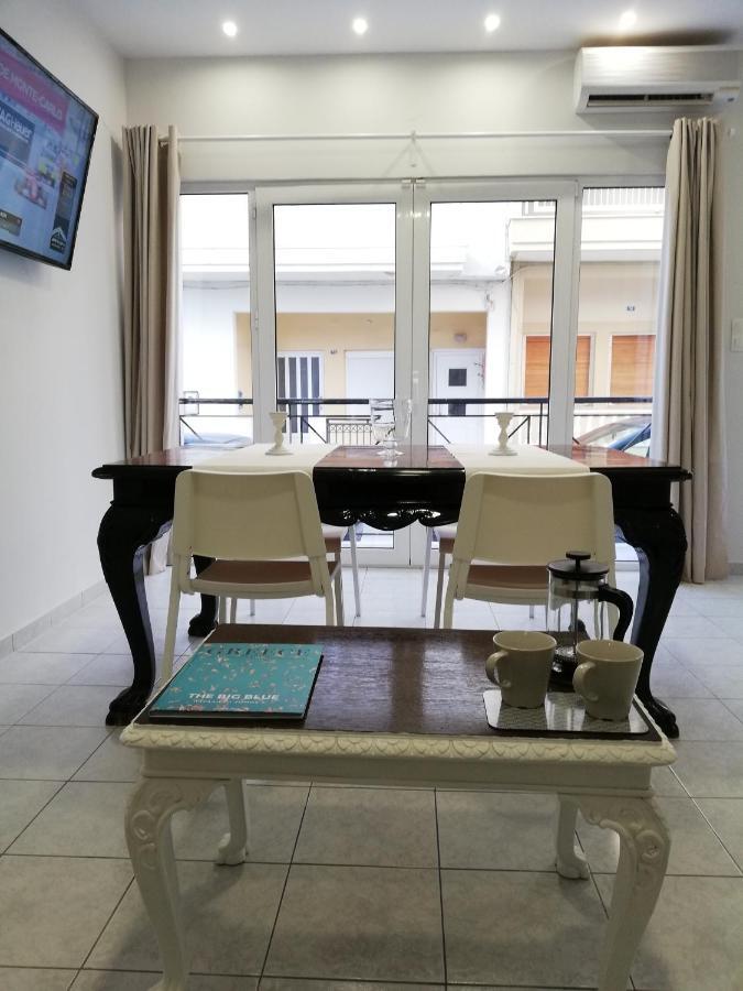 Stylish Apartment By City Center Ираклион Экстерьер фото